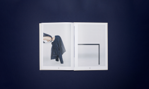 Layout des Lookbooks mit künstlerisch inszenzierter Fotografie.